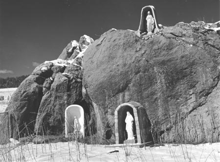 Shrines on reef